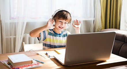 Έρευνα devolo Greece: οι δυσκολίες της τηλεκπαίδευσης σε καιρούς lockdown Έρευνα devolo Greece: οι δυσκολίες της τηλεκπαίδευσης σε καιρούς lockdown